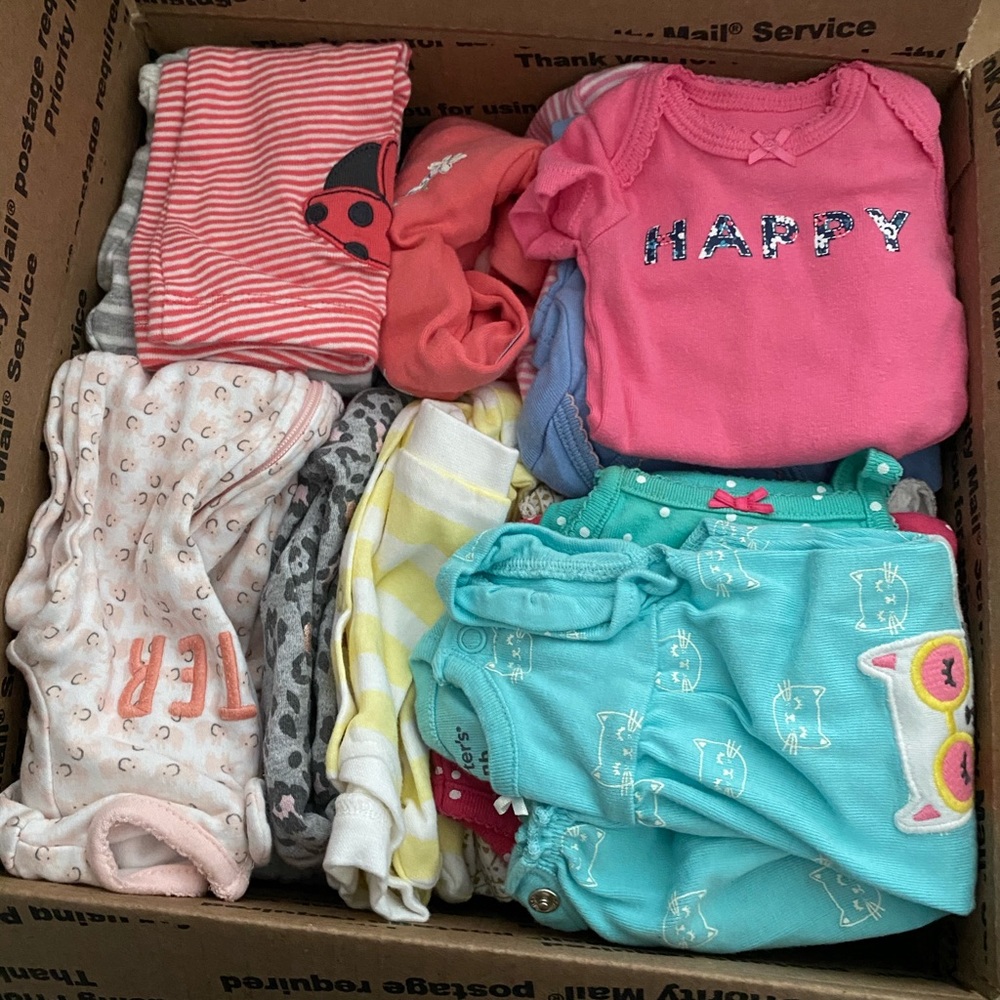 5lb girls Newborn box 📦